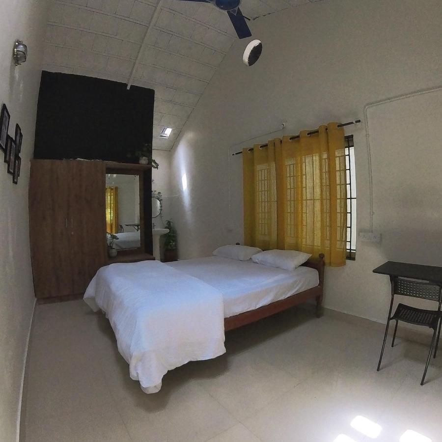 Benomadic Eco Hostel, Madikeri, Coorg Suntikoppa エクステリア 写真