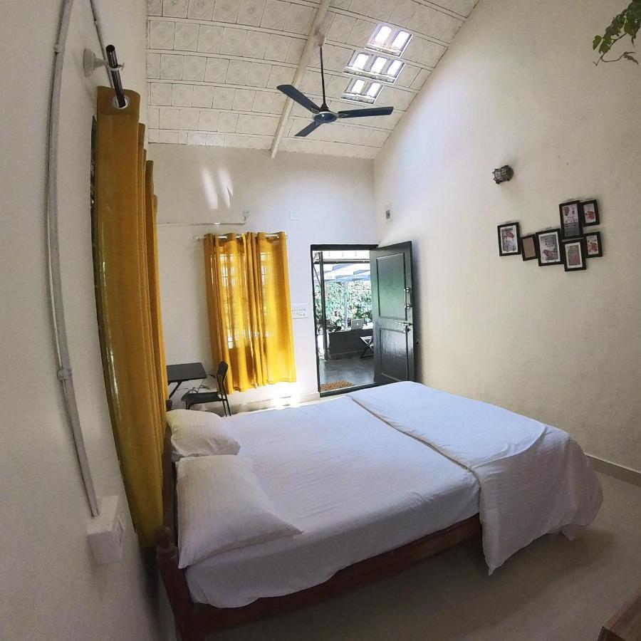 Benomadic Eco Hostel, Madikeri, Coorg Suntikoppa エクステリア 写真