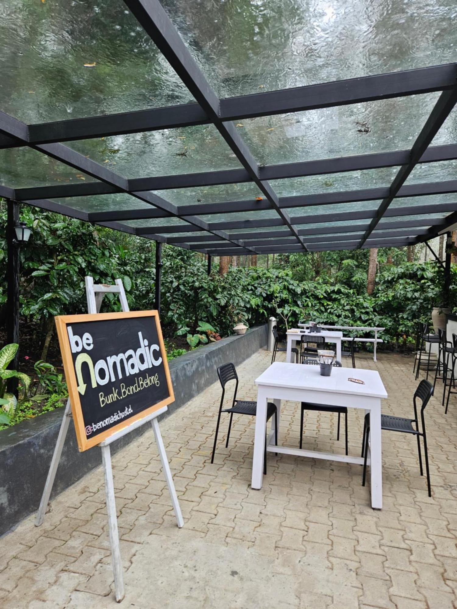 Benomadic Eco Hostel, Madikeri, Coorg Suntikoppa エクステリア 写真
